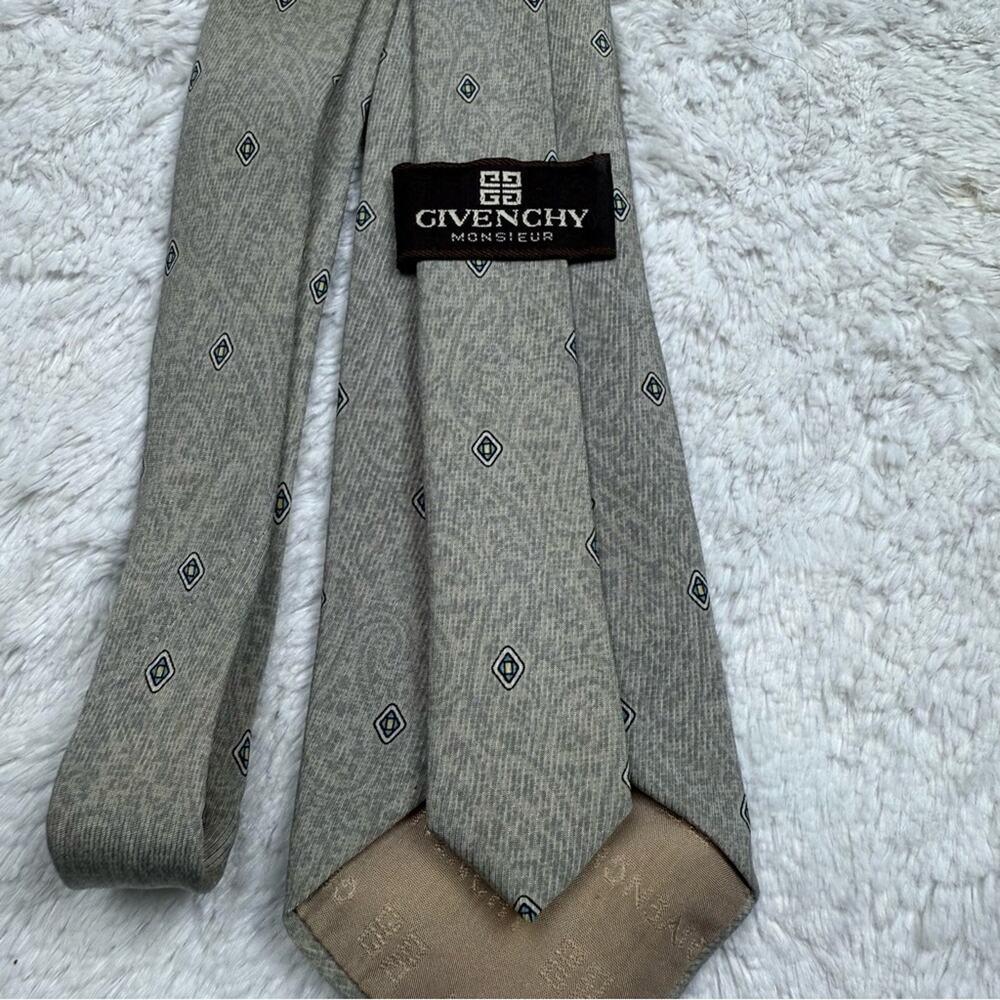 Vintage Givenchy Olive Green Paisley Tie - Picture 2 of 3
